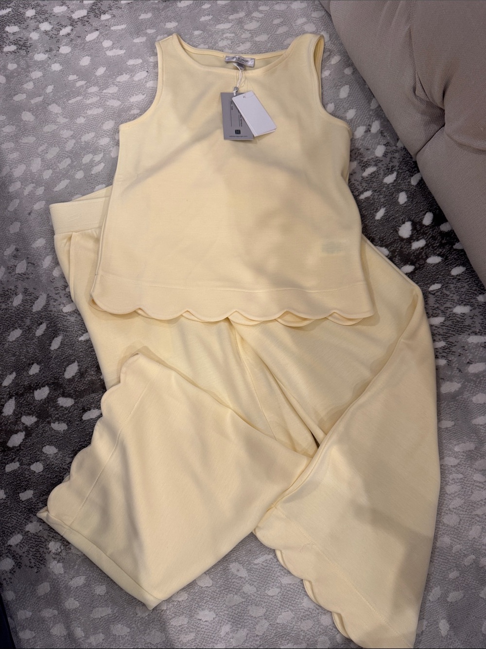 Cable & Gauge Pale Yellow Scallop-Hem Tank & Wide-Leg Set